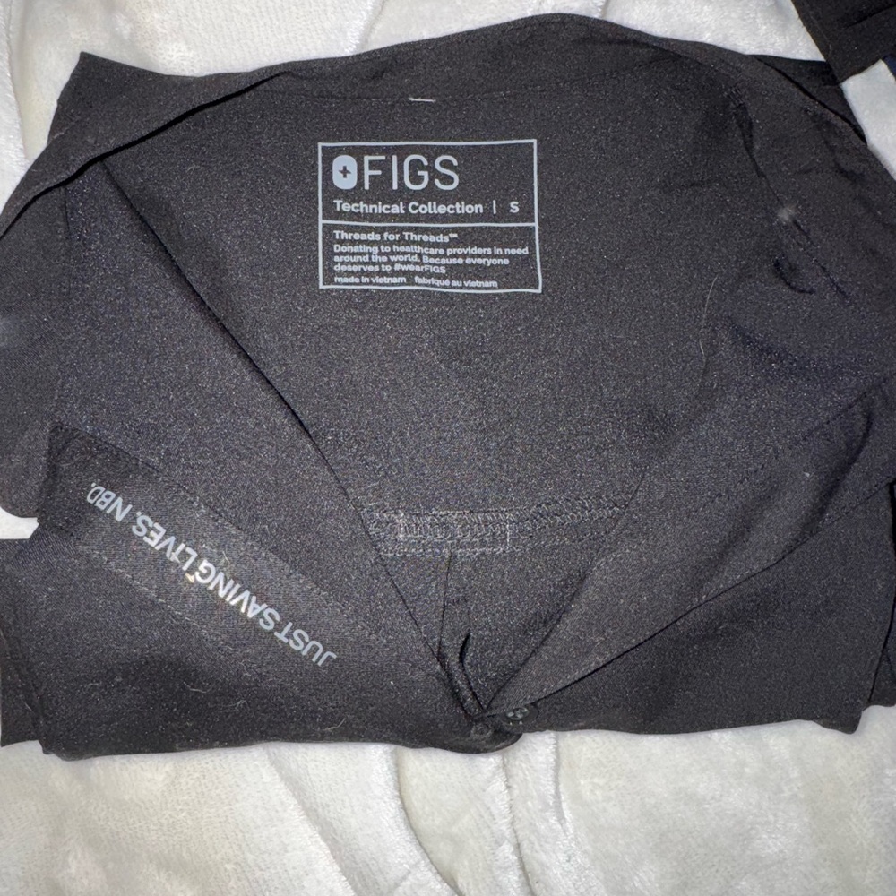 Figs Black Technical Scrub Top